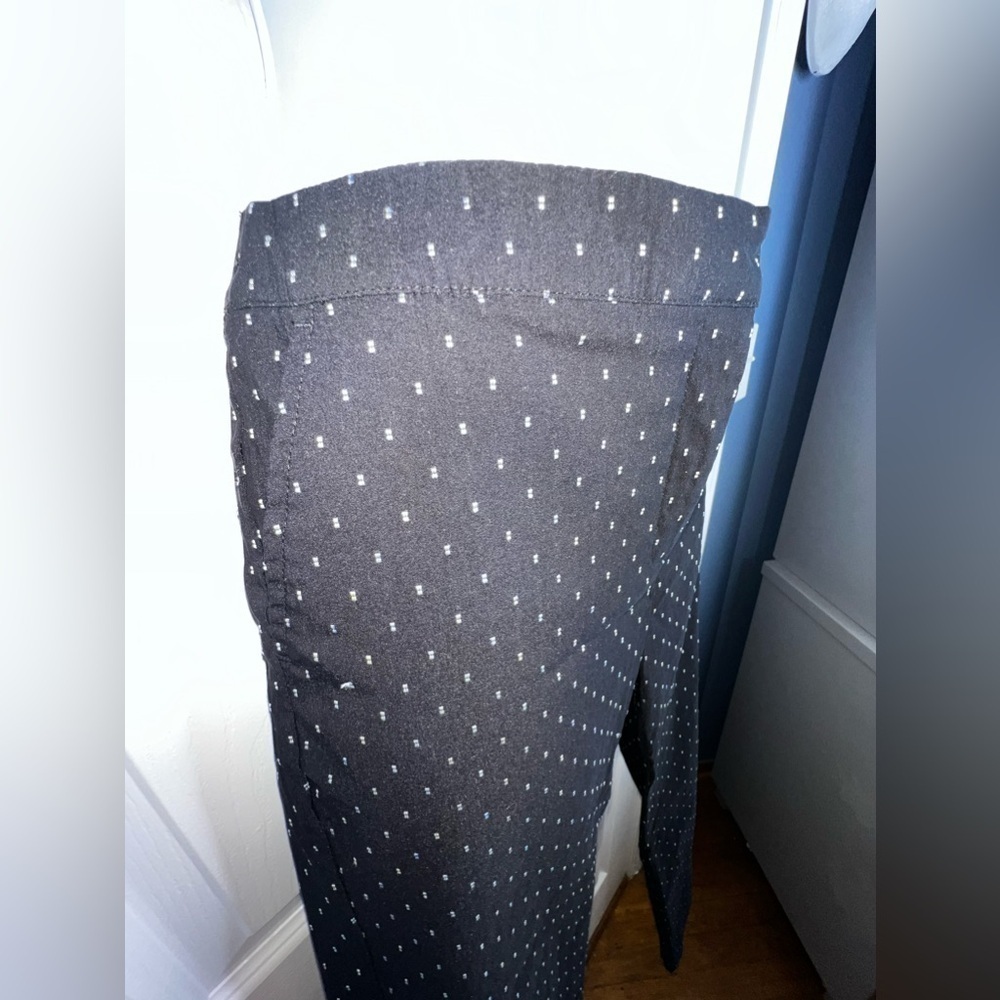 NWOT Izod Women’s 4 Black White Dot Stretch Crop Capri Trouser Dress Pants S - Picture 9 of 14